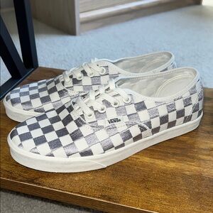 Vans Checkerboard Silver Low-Top Sneakers
